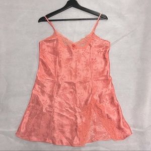 Best united garment Co. lingerie 💕